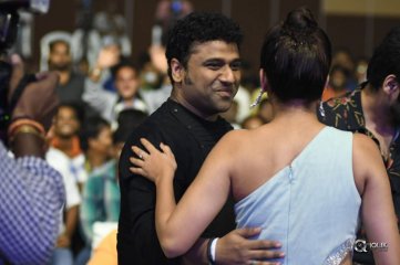 Vunnadhi Okate Zindagi Movie Audio Launch